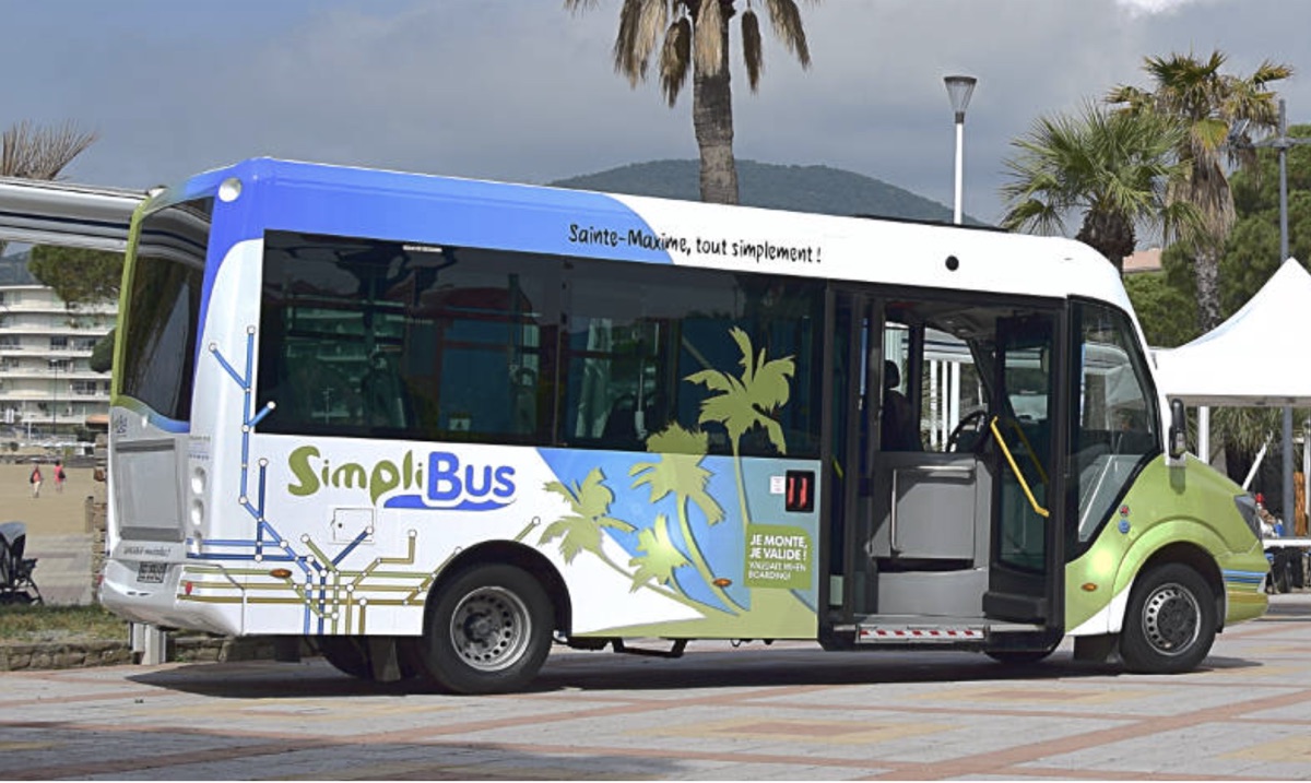 Bus SimpliBus à Sainte-Maxime